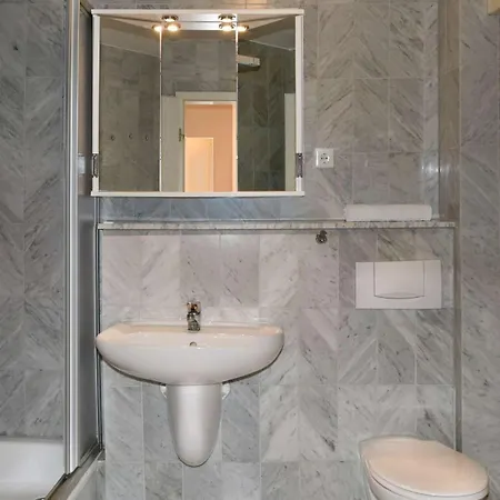 Residenz 8 * Binz