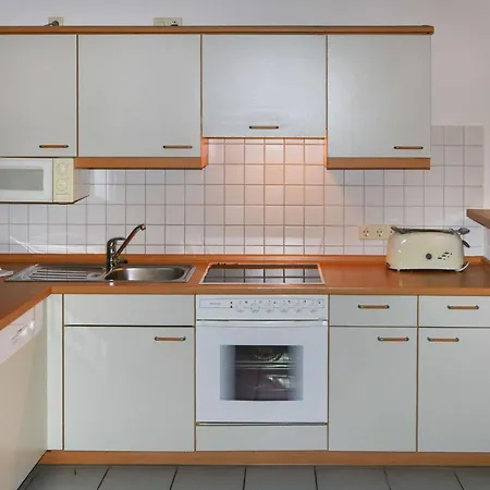 Διαμέρισμα Residenz 8 *